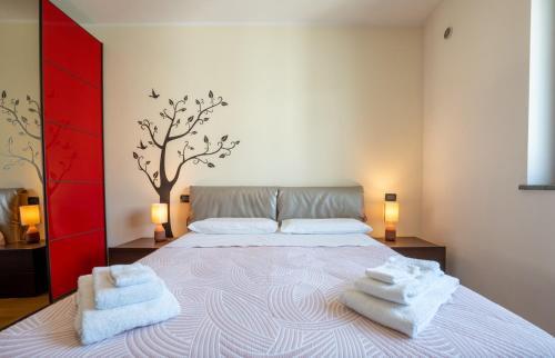 Collegno Apartment | Metropolitana WiFi AC Free Parking