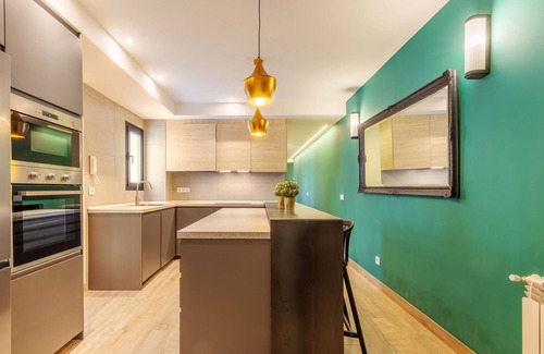 San Blas-Canillejas Apartment | Metropolitano IV apartment in Madrid