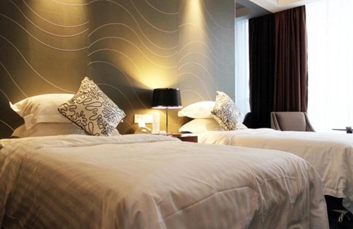 Runzhou Qu Hotel | Metropolo Hotel Zhenjia Wanda Plaza Railway Station