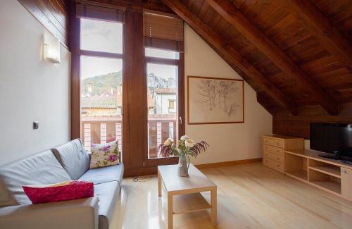Isaba Apartment | Metsola Apartamentos Rurales