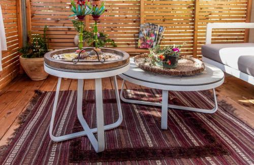 Agur Cabin | Mettler Winery