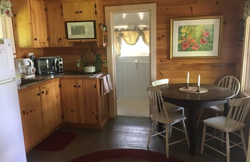 Industry Cabin | Metz Camp - Nice Lakeview