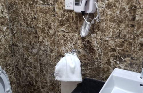 Kololi Hotel | Metzy Residence Hotel