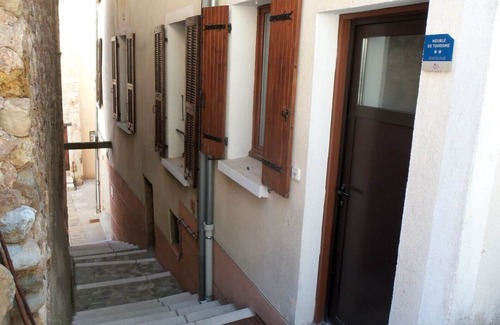 Castellane Apartment | Meuble DE Tourisme 2 Etoiles Refait à Neuf Centre Ancien Castellane