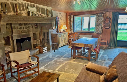 Perpezat Apartment | Meuble de tourisme * located in the heart of the La Plane valley