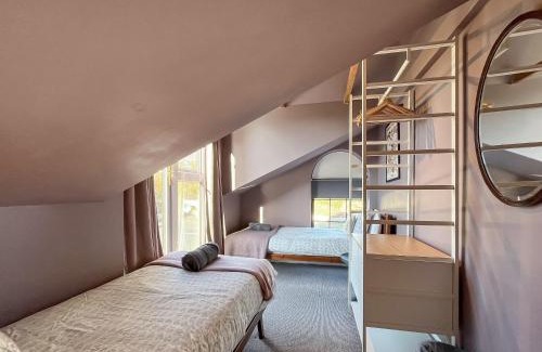 Trowle Common House | Mews Cottage