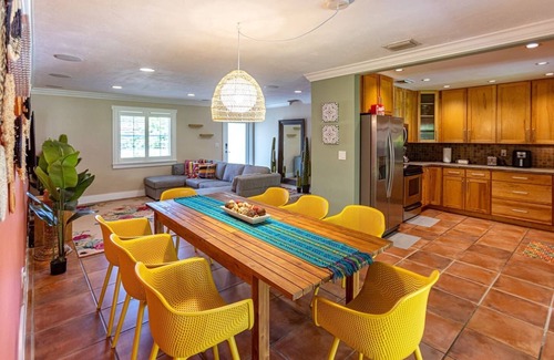Olympia Heights House | Mexican Dream |FITS 14| Big Pool