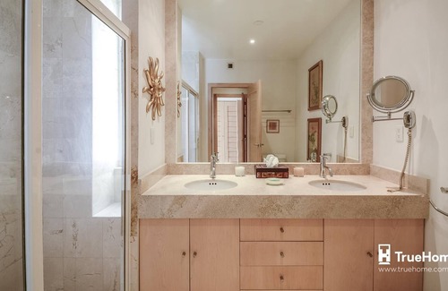 Cuajimalpa Apartment | Mexican Style 3 Bedroom Luxury Apartment in Santa Fe / Bosques de Las Lomas