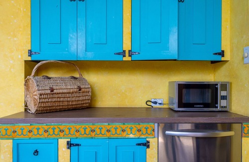 Ponton Villa | Mexican Style Villa With Private Pool, Free Utilities