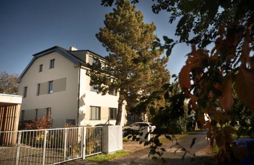Olomouc Apartment | Mezonetový apartmán 2 u rybníka