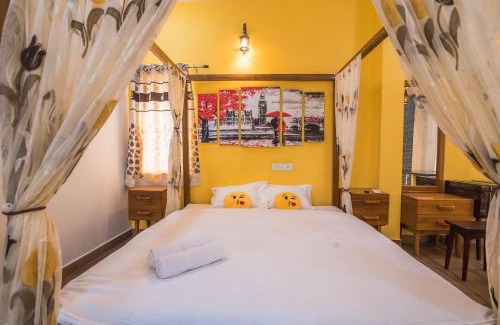 Kalapet House | mezzanine villa W/T Hot Tub Jacuzzi