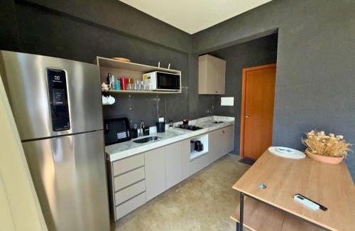 Passo de Camaragibe Apartment | MHV Milagres - Studio Guadalupe 05, quarto e sala privativo a poucos metros da Praia do Marceneiro