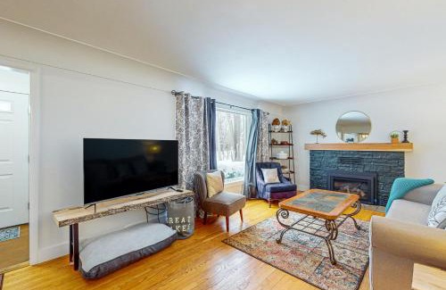 Lake Leelanau House | MI Blue Mallard