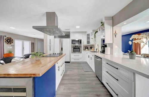Ludlam House | Mi Casa, Su Casa