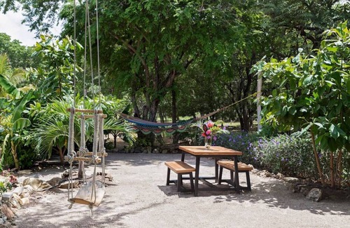 Playa Colorado Apartment | Mi Casita Soñada (Cozy Beachfront Studio)