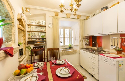 Dubrovnik Old Town House | Mia Casa - brand new holiday home - the heart of Old Town with no access steps