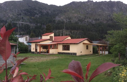 Lago Puelo House | "Mia Chinita"