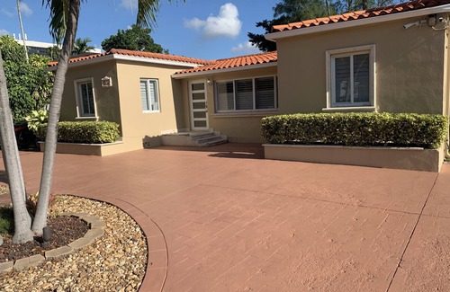 Little Havana House | Miami 305 Home.