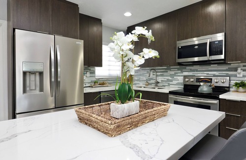 Miami Gardens House | Miami 5BR Private, Luxury, Modern Home with POOL