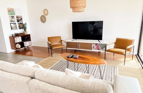 Aventura Apartment | Miami- Aventura Surf Apartment- close to the mall, beaches, pool, great location