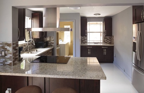Buena Vista House | Miami Design District Large 3 Bedroom 2 Baths