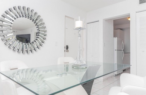 Edgewater Apartment | Miami Downtown Apartment with Free Parking- 5 minutes to Wynwood