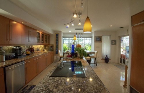 Ives Estates House | MIAMI HOME WITH A TROPICAL FEEL*