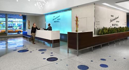 Ludlam Hotel | Miami International Airport Hotel