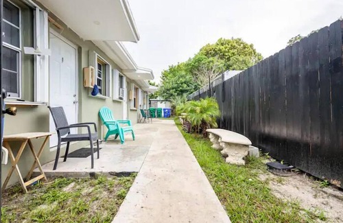 Allapattah Apartment | Miami Marlin/Heat, UM Jackson Hospitals, Museum, 800mbps Internet, FlatTV,Train