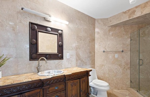 Glenvar Heights Villa | Miami Oasis Villa w/ Jacuzzi* Entertainers Paradise