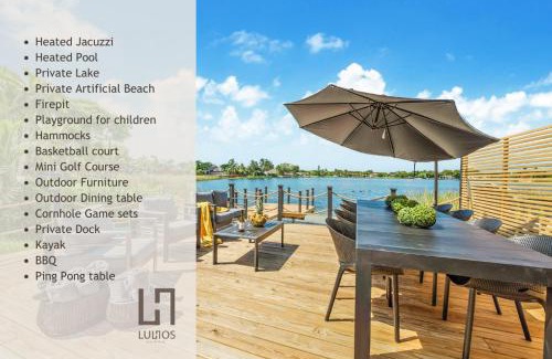 Kendall West House | Miami Oasis with Lakefront Beach Jacuzzi and Golf L56