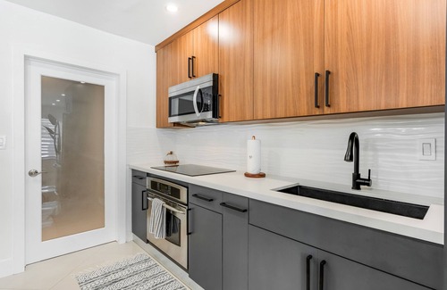 Westwood Lakes House | Miami Paradise Westchester *Heated pool*