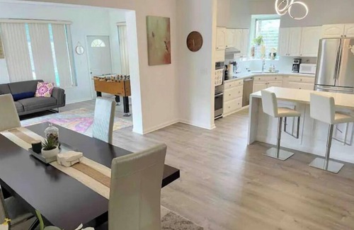 Ives Estates House | Miami Private Home with Large Pool