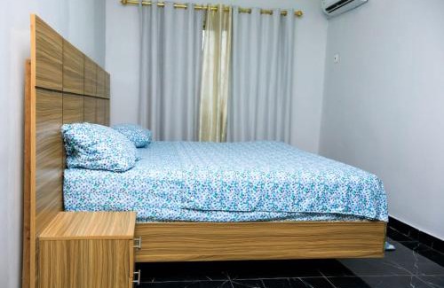 Freetown Apartment | Miatta's Villa