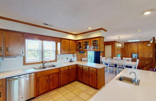 Sandbridge House | Michael-Xanadune