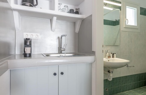 Apollonia Hotel | Michalis Studios