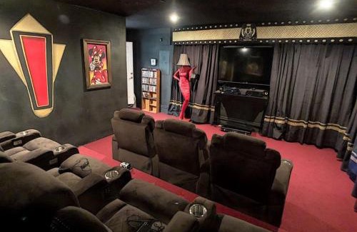 West Kissimmee House | Mickeys Movie House, 2 Masters, Pool And Spa