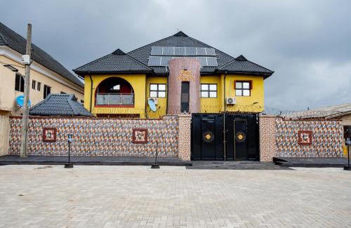Alimosho Apartment | Micky Luxury Apartments Shortlet