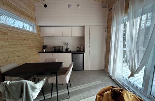 Notre-Dame-Auxiliatrice-de-Buckland Ski Chalet | Micro-Cabine in the Mountains - Solstice 4