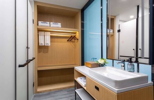 Xiaoshan Hotel | Microtel by Wyndham Hangzhou