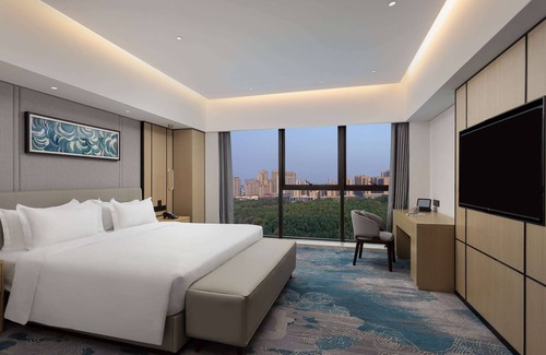Jingzhou Hotel | Microtel by Wyndham Songzi