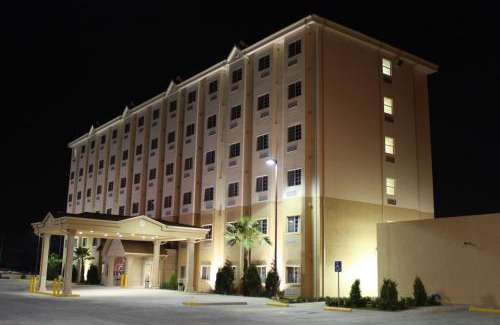 Toluca Hotel | Microtel Inn and Suites by Wyndham Toluca