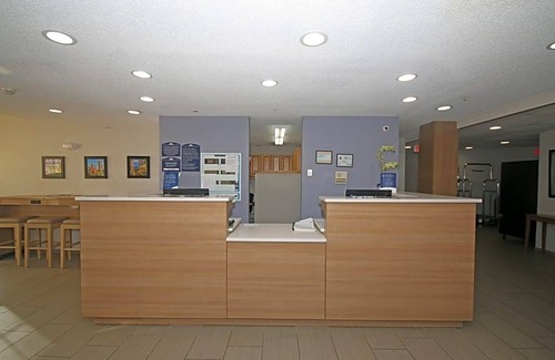 Greensboro Hotel | Microtel Inn by Wyndham Greensboro