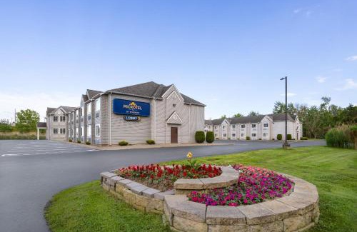 Latham Hotel | Microtel Inn by Wyndham - Albany Airport