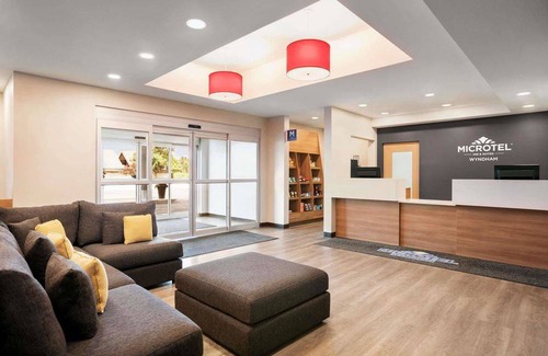 Val-d'Or Hotel | Microtel Inn & Suites By Wyndham Val-d Or