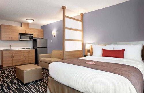 Val-d'Or Hotel | Microtel Inn & Suites By Wyndham Val-d Or