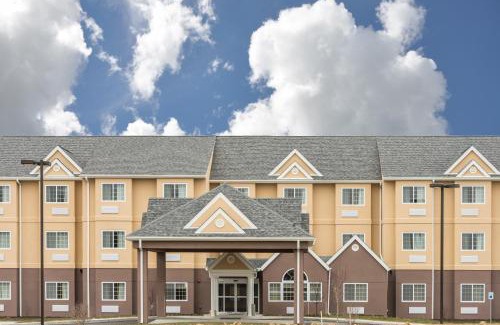 Beaver Falls Hotel | Microtel Inn & Suites by Wyndham Beaver Falls