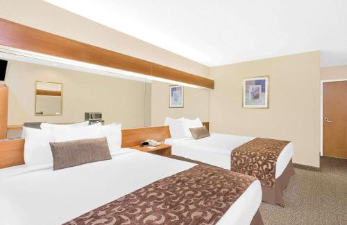 Beckley Hotel | Microtel Inn & Suites Beckley East