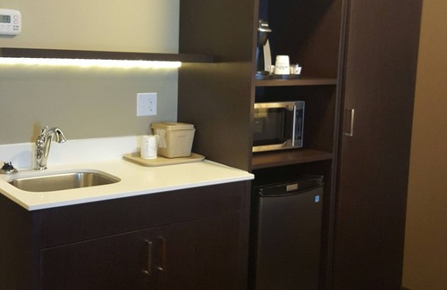 Whitecourt Hotel | Microtel Inn & Suites By Wyndham Whitecourt