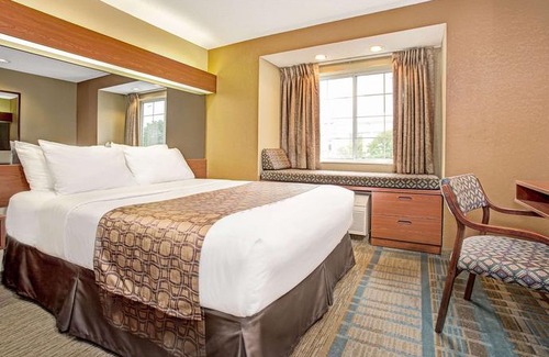Mason Hotel | Microtel Inn & Suites by Wyndham Mason